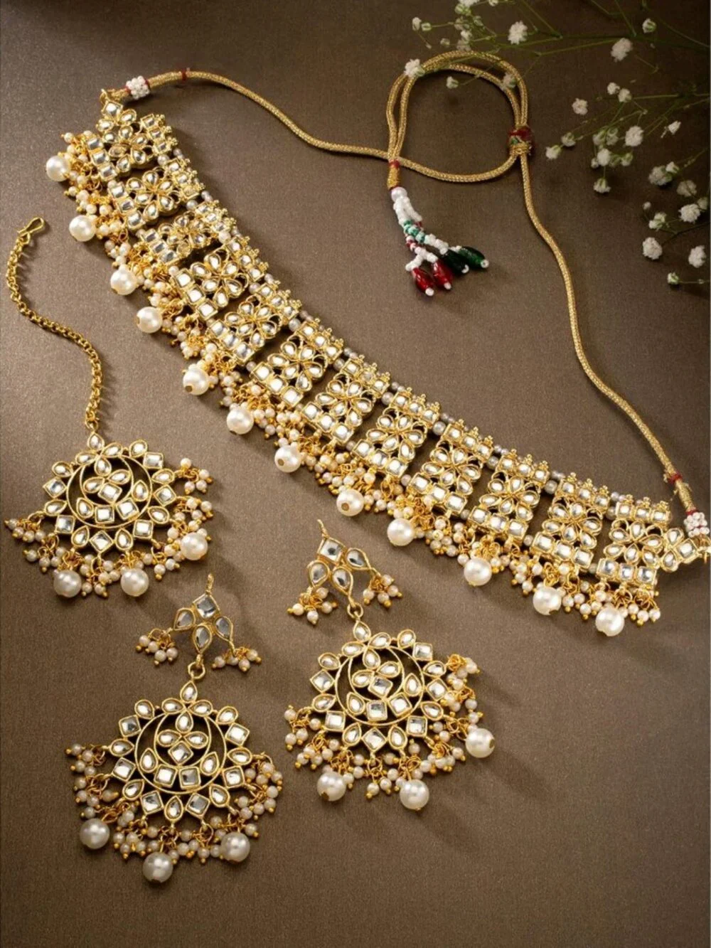 Elegant Indian Faux Kundan Choker Necklace & Maang Tikka Set for Ethnic Weddings